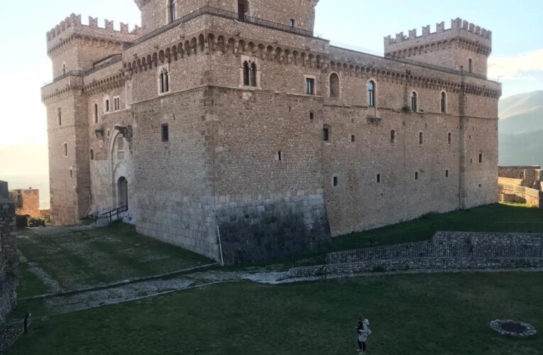 2 giugno 2020 riapre il Castello Piccolomini