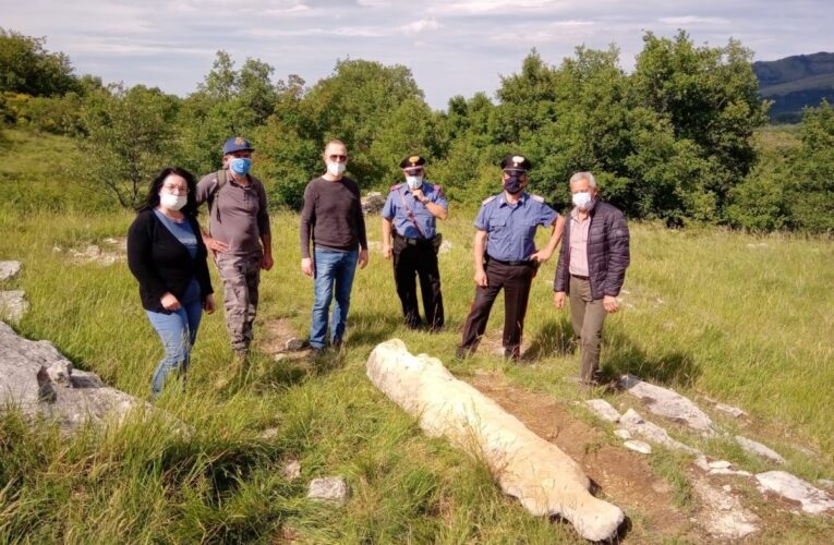 Abbateggio: ritrovata una stele di oltre due metri