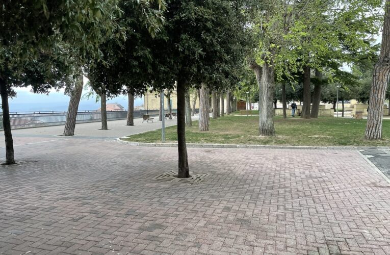 Città Sant’Angelo: nuovo chiosco nel giardino