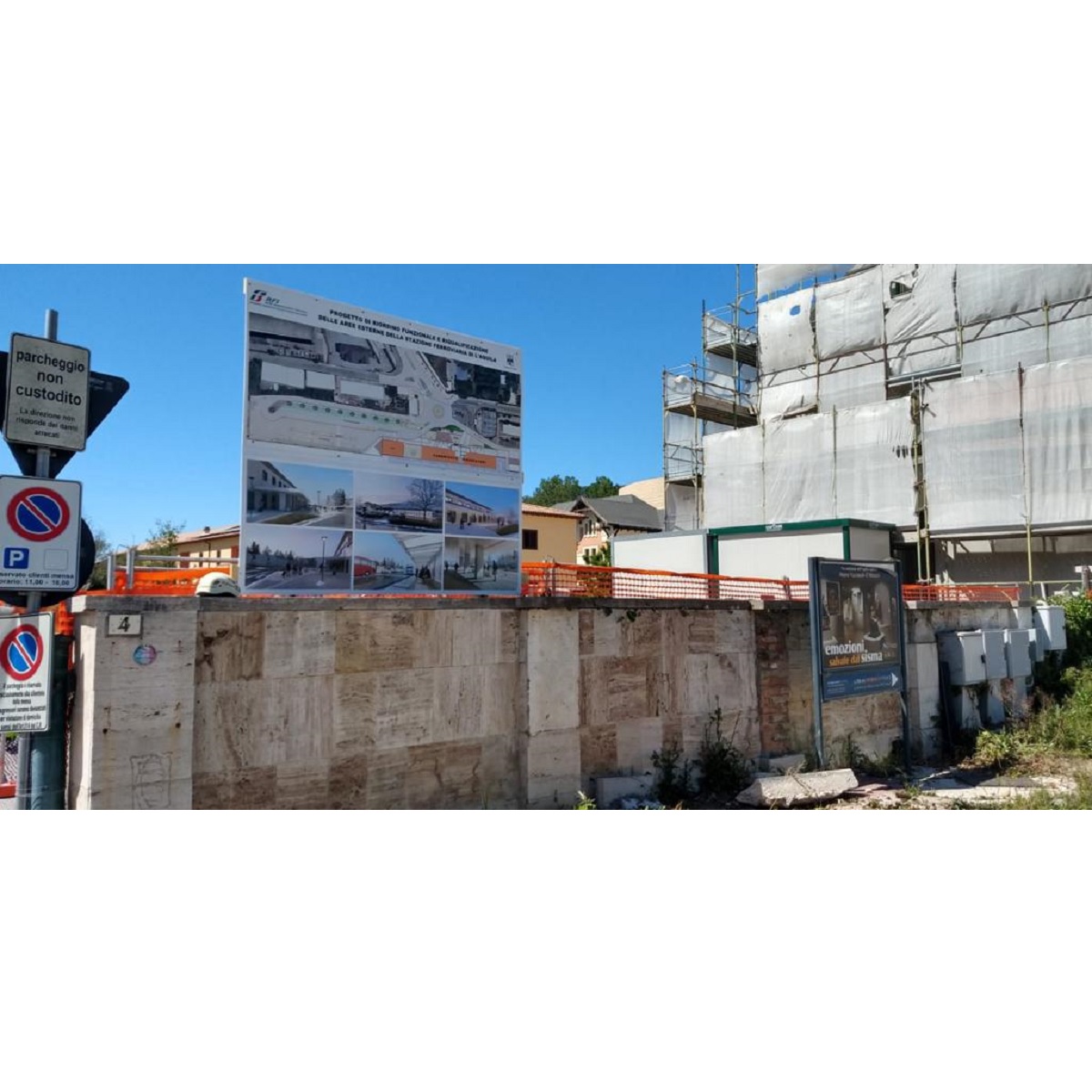 L'Aquila lavori nella zona della stazione ferroviaria foto