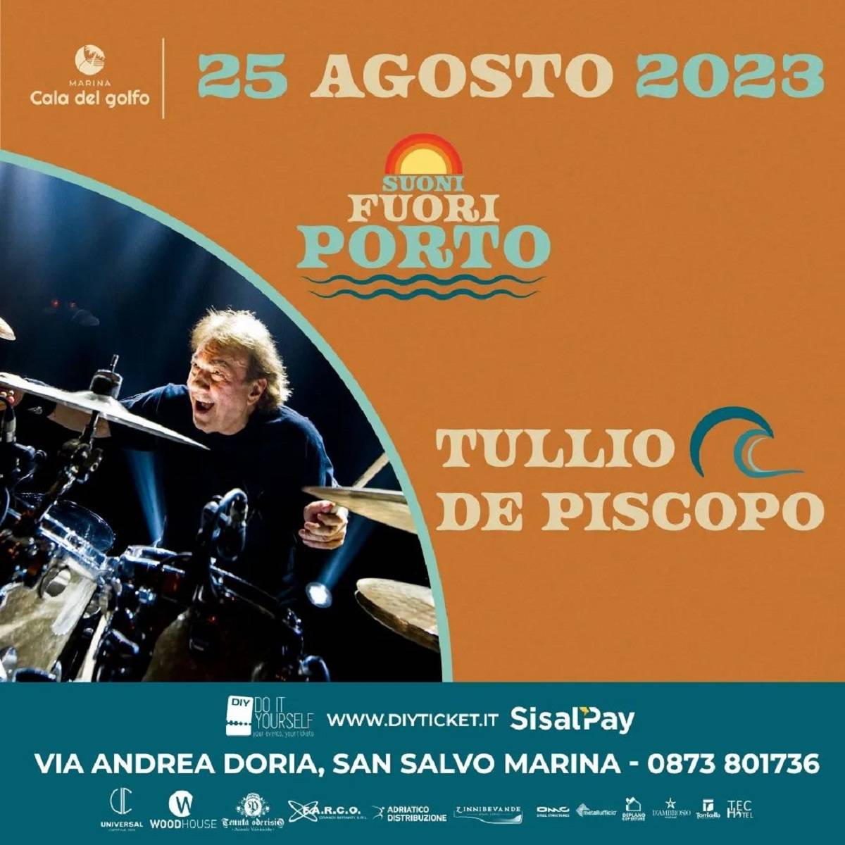 Tullio De Piscopo presso Marina Cala del Golfo nell’ambito di Suoni