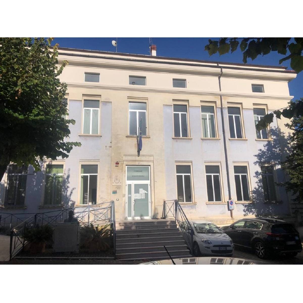 Bolognano lavori al palazzo comunale