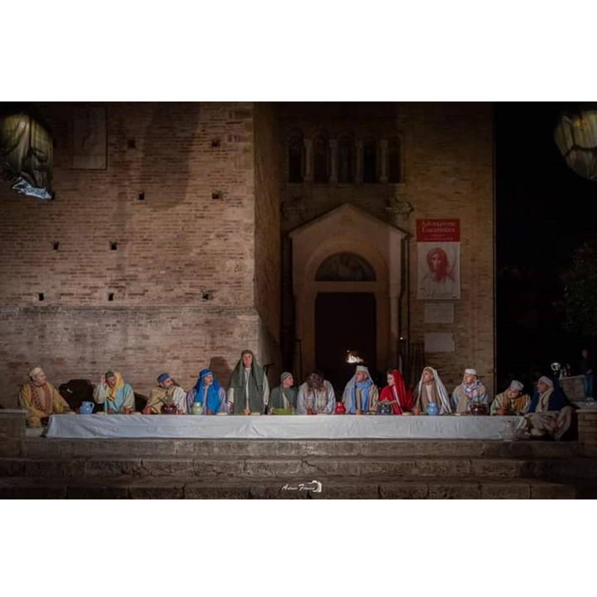 Mosciano Sant’Angelo grande successo per la Via Crucis Vivente