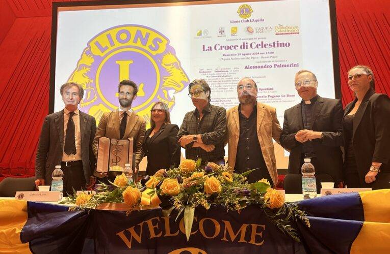 Perdonanza 2024: Croce di Celestino ad Alessandro Palmerini