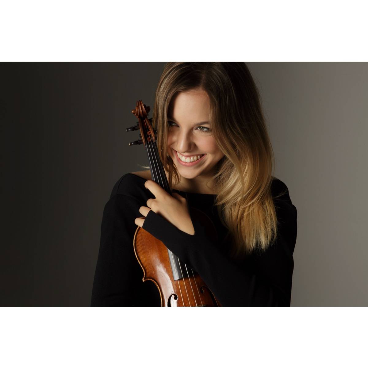 Clarissa Bevilacqua, violino, e Marina Consonni, pianoforte, a Pescara 29 novembre 2024 foto