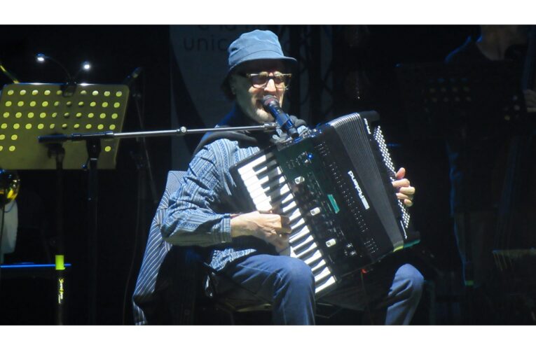 Eduardo De Crescenzo a Montesilvano 10 agosto 2025: il report