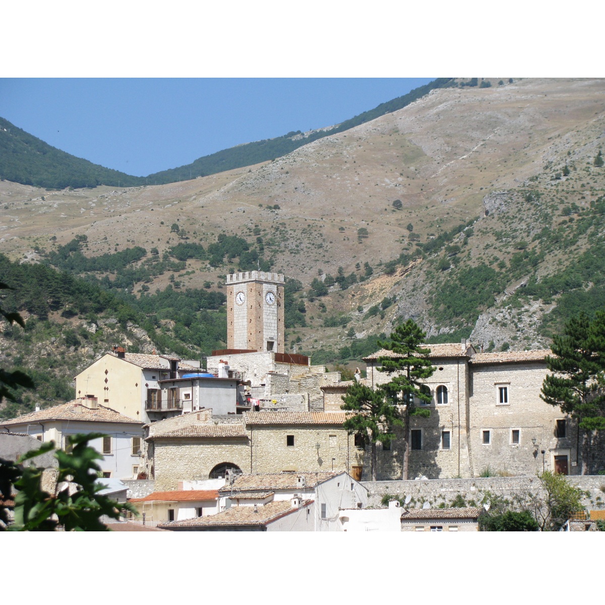 71 anni fa Palena festeggiò il ritorno di Trieste all’Italia