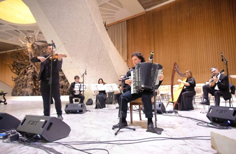 Concerto di Gennaro e Santino Spinelli per Papa Leone XIV